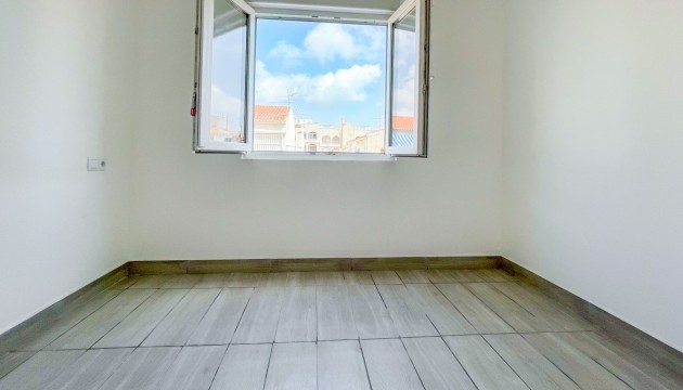 Reventa - Apartamento - Torrevieja