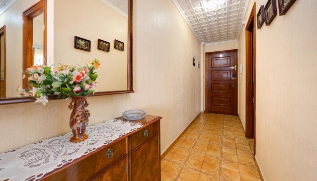 Wiederverkauf - Apartment - Torrevieja - El Acequión - Los Náufragos
