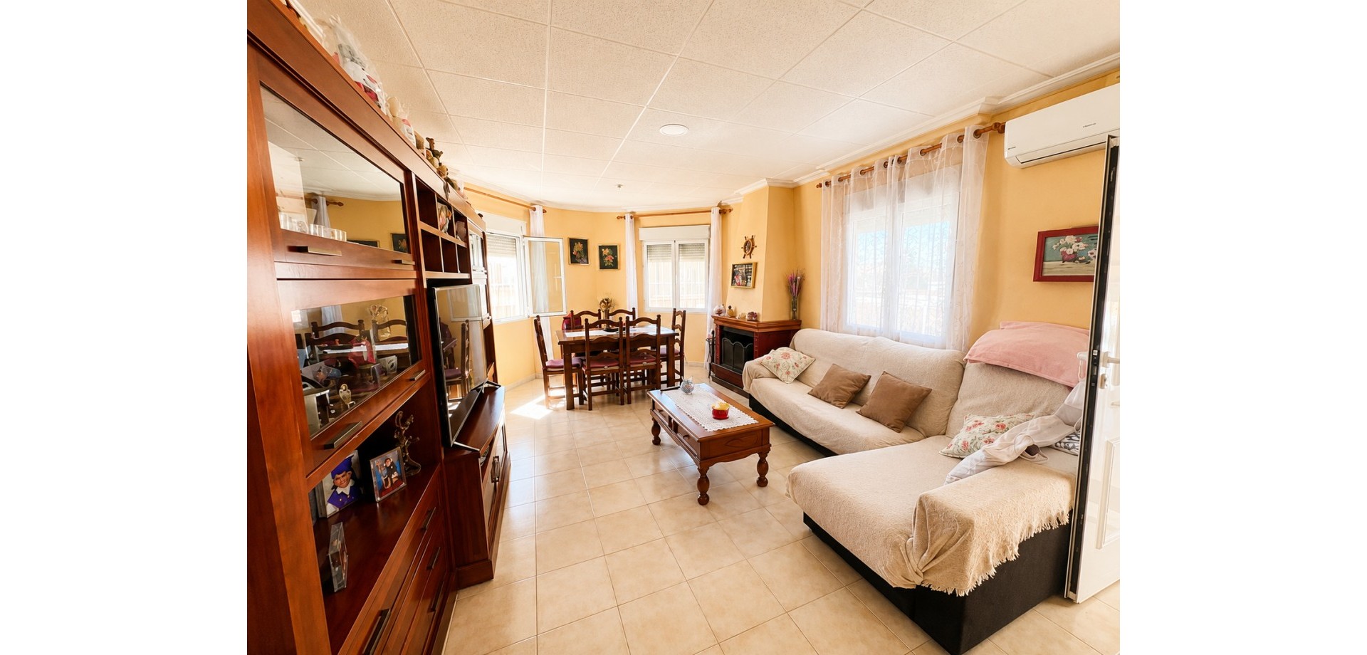 House in El Chaparral - Image 4