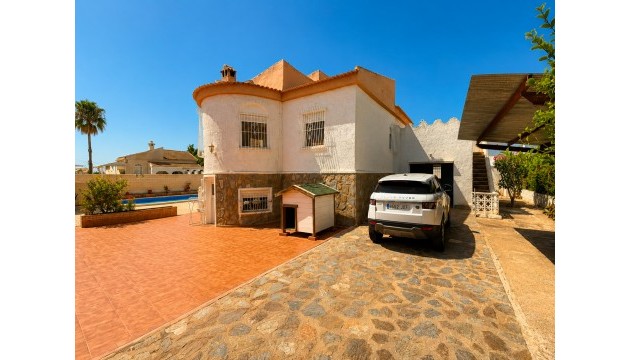 Wiederverkauf - Detached Villa - Torrevieja - La Siesta - El Salado -  Torreta