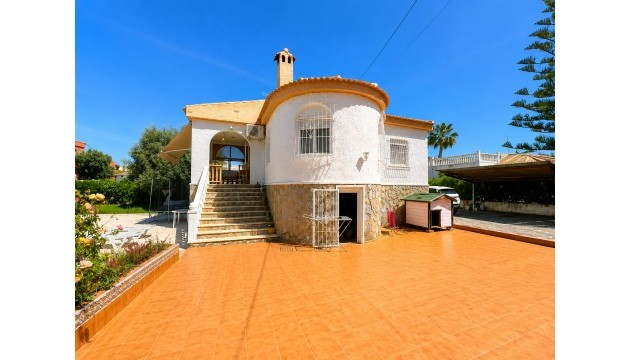 Wiederverkauf - Detached Villa - Torrevieja - La Siesta - El Salado -  Torreta