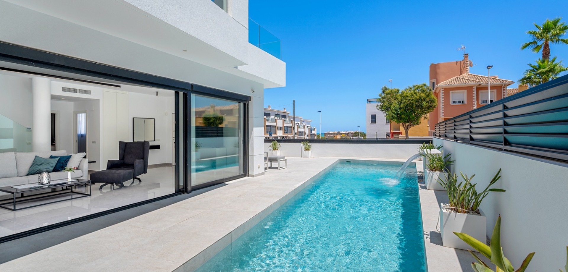 House in Guardamar del Segura - Image 3