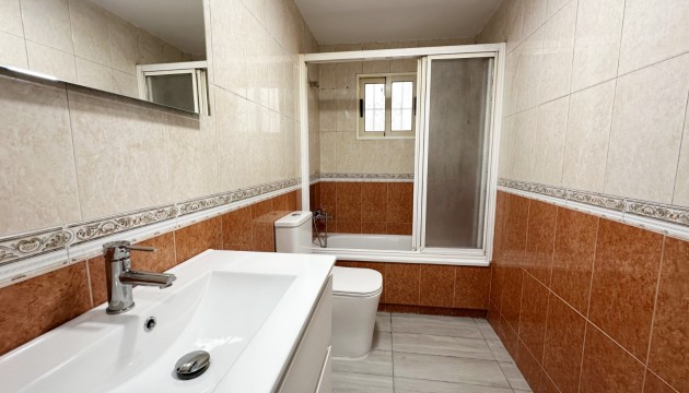 Resale - Apartment - Torrevieja