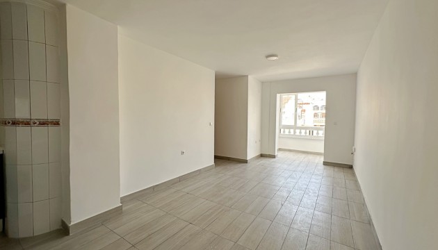 Resale - Apartment - Torrevieja
