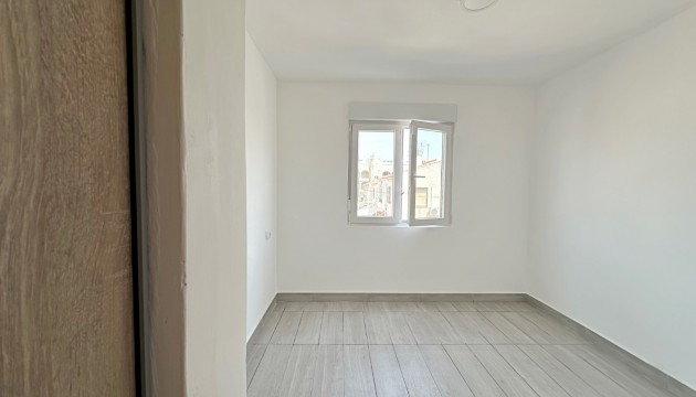Resale - Apartment - Torrevieja