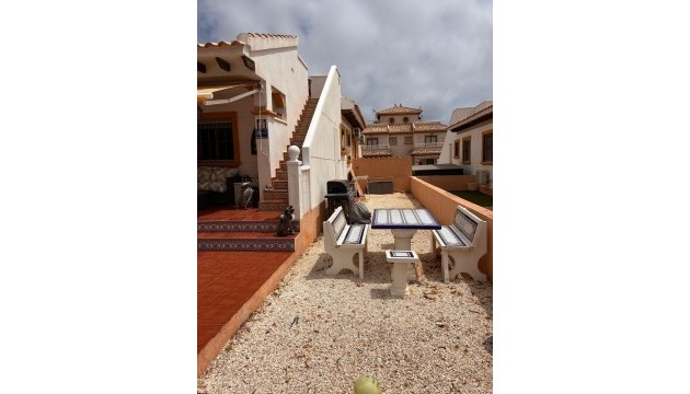 Wiederverkauf - Semi Detached Villa - Orihuela Costa - Lomas de Cabo Roig