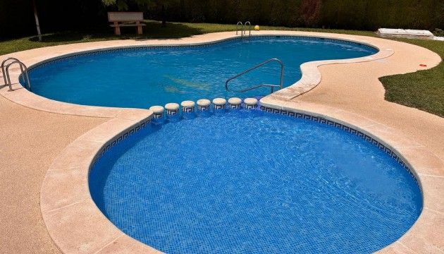 Wiederverkauf - Semi Detached Villa - Orihuela Costa - Lomas de Cabo Roig