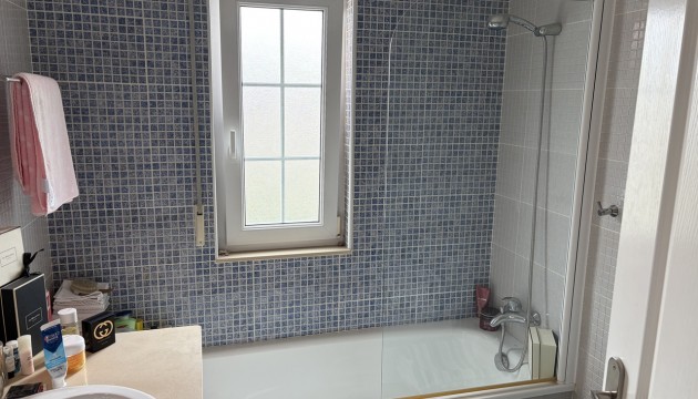 Begagnad - Radhus - Heredades