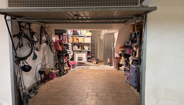 Begagnad - Radhus - Heredades
