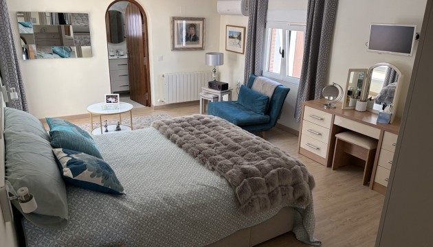 Herverkoop - Detached Villa - Pinar de Campoverde