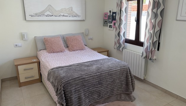 Herverkoop - Detached Villa - Pinar de Campoverde