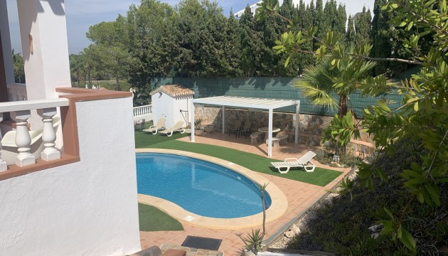 Wiederverkauf - Detached Villa - Orihuela Costa - Villamartín
