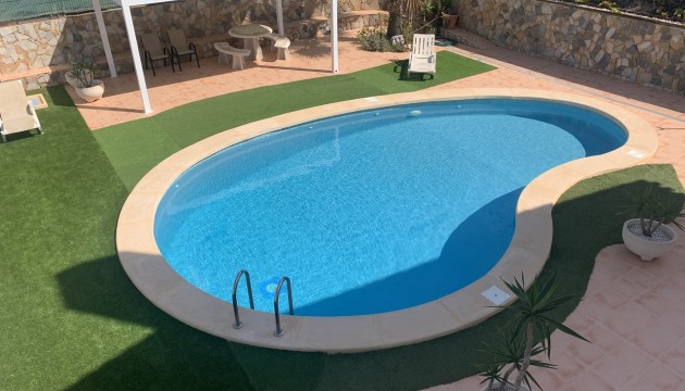 Wiederverkauf - Detached Villa - Orihuela Costa - Villamartín