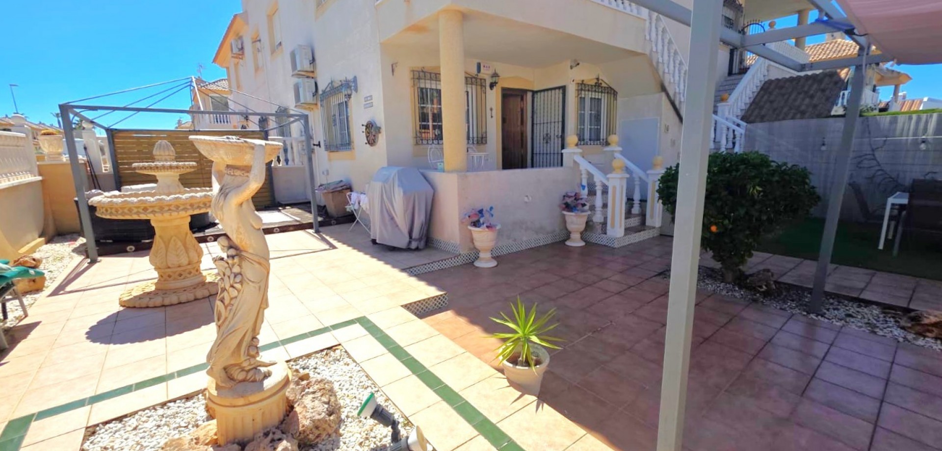 Apartment in Villamartin - Image 3