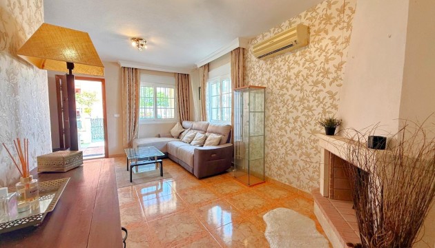 Wiederverkauf - Apartment - Orihuela Costa - Villamartín