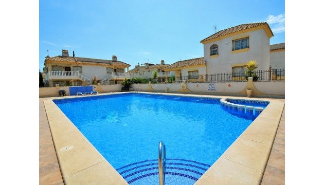 Wiederverkauf - Apartment - Orihuela Costa - Villamartín