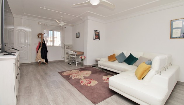 Wiederverkauf - Apartment - Orihuela Costa - Las Violetas