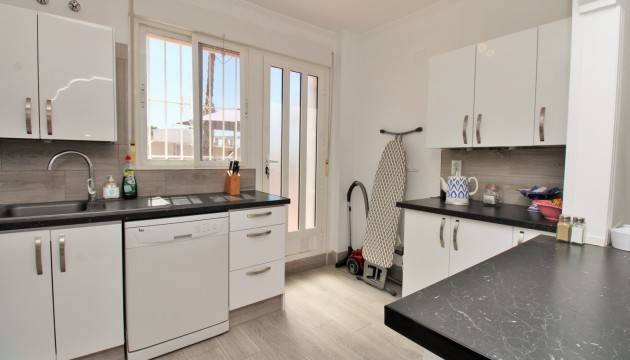 Wiederverkauf - Apartment - Orihuela Costa - Las Violetas