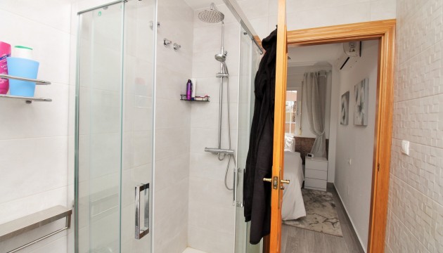 Wiederverkauf - Apartment - Orihuela Costa - Las Violetas