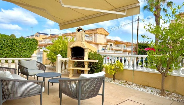Herverkoop - Detached Villa - Orihuela Costa - Villamartín