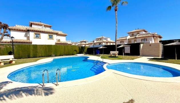Wiederverkauf - Stadthaus - Orihuela Costa - Lomas de Cabo Roig