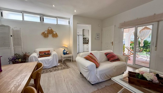 Wiederverkauf - Detached Villa - Orihuela Costa - Campoamor