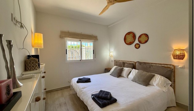 Wiederverkauf - Detached Villa - Orihuela Costa - Campoamor