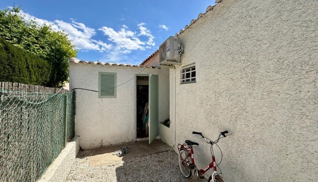 Wiederverkauf - Detached Villa - Orihuela Costa - Campoamor