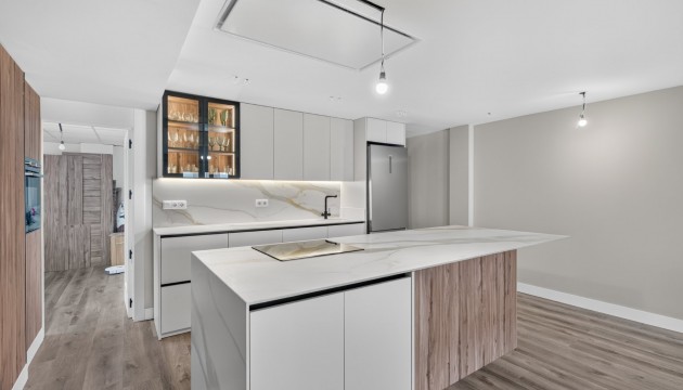 Wiederverkauf - Apartment - Elx - Elx, Alicante, Spain