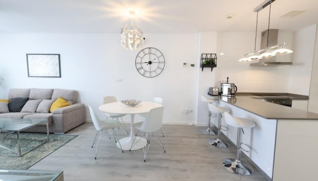 Odsprzedaż - Apartment - Orihuela Costa - Los Dolses
