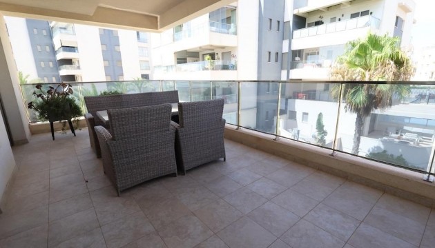 Odsprzedaż - Apartment - Orihuela Costa - Los Dolses