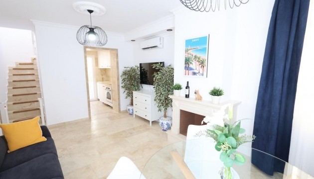 Odsprzedaż - Detached Villa - Orihuela Costa - Villamartín
