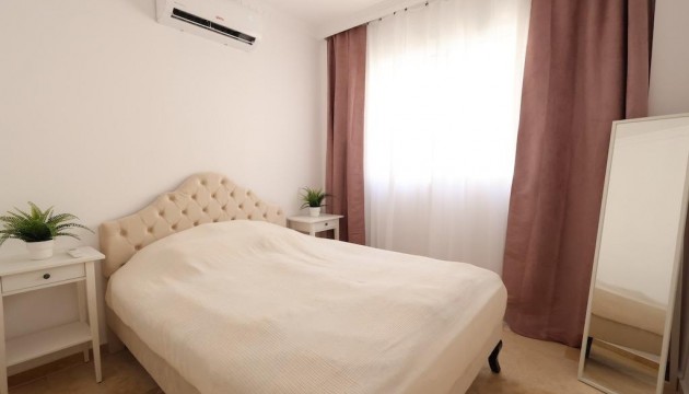 Odsprzedaż - Detached Villa - Orihuela Costa - Villamartín