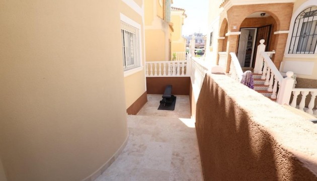 Odsprzedaż - Detached Villa - Orihuela Costa - Villamartín