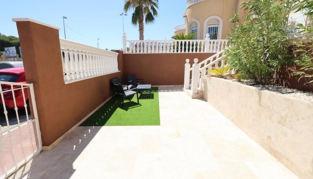 Odsprzedaż - Detached Villa - Orihuela Costa - Villamartín