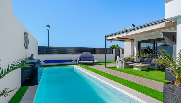 Herverkoop - Detached Villa - Fortuna