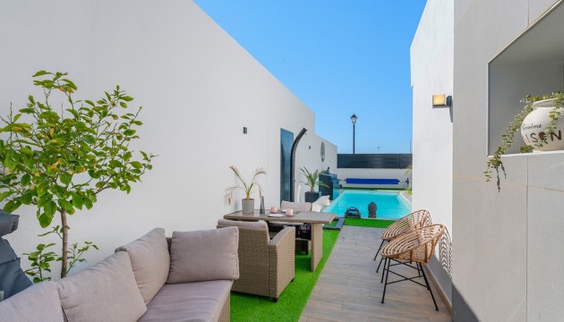 Herverkoop - Detached Villa - Fortuna