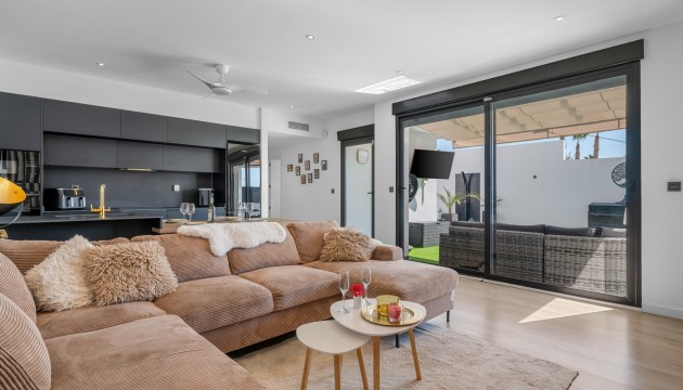 Herverkoop - Detached Villa - Fortuna
