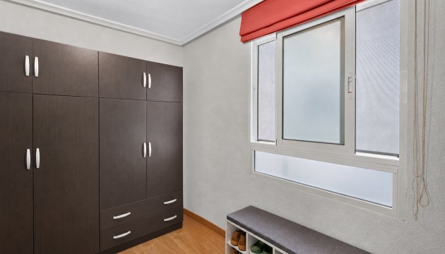 Odsprzedaż - Apartment - Alicante - Calle García Andreu