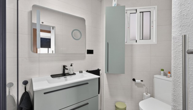 Odsprzedaż - Apartment - Alicante - Calle García Andreu
