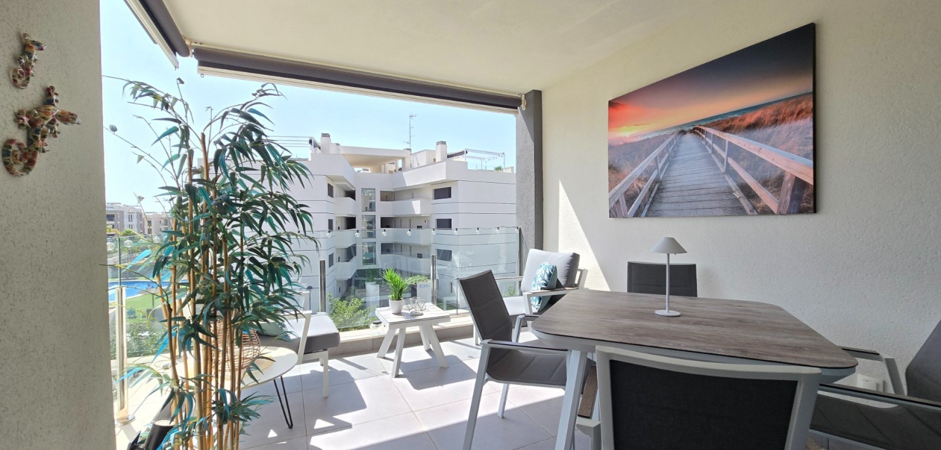 Apartment in Villamartin - Image 3