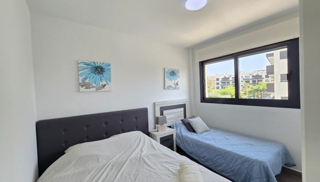 Odsprzedaż - Apartment - Orihuela Costa - Villamartín
