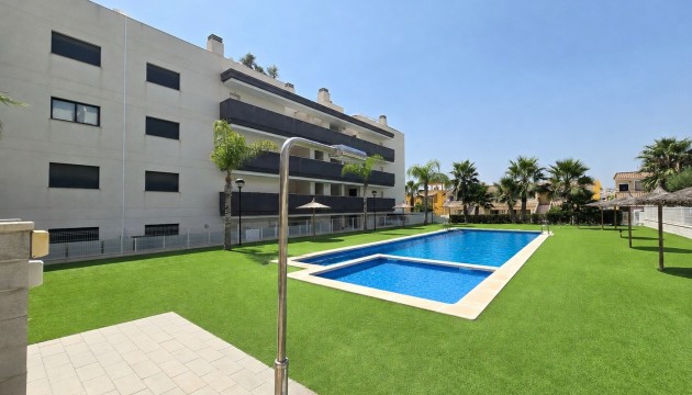 Odsprzedaż - Apartment - Orihuela Costa - Villamartín