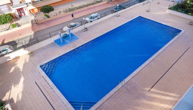 Odsprzedaż - Apartment - Torrevieja - Punta Prima
