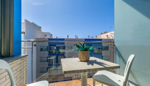 Odsprzedaż - Apartment - Torrevieja - Playa de los Locos