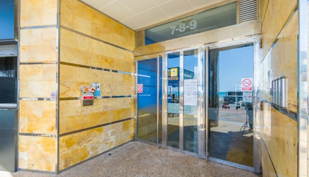 Odsprzedaż - Apartment - Torrevieja - Playa de los Locos
