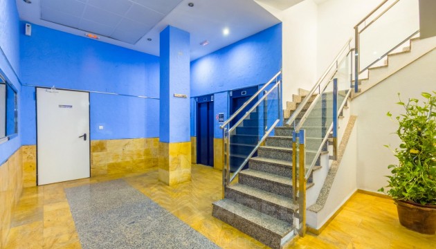 Odsprzedaż - Apartment - Torrevieja - Playa de los Locos