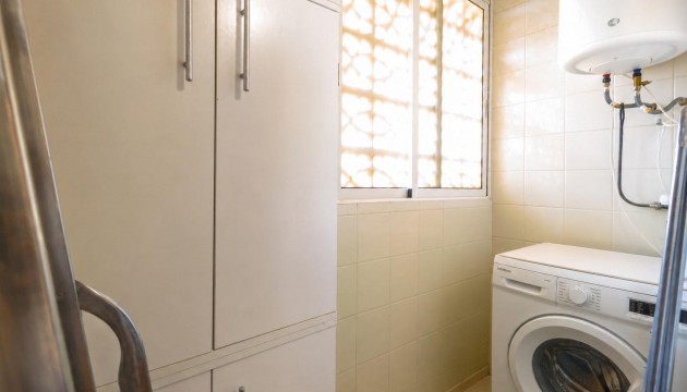 Odsprzedaż - Apartment - Torrevieja - El Acequión - Los Náufragos