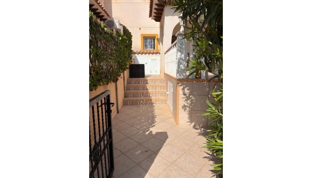 Odsprzedaż - Semi Detached Villa - Orihuela Costa - Lomas de Cabo Roig