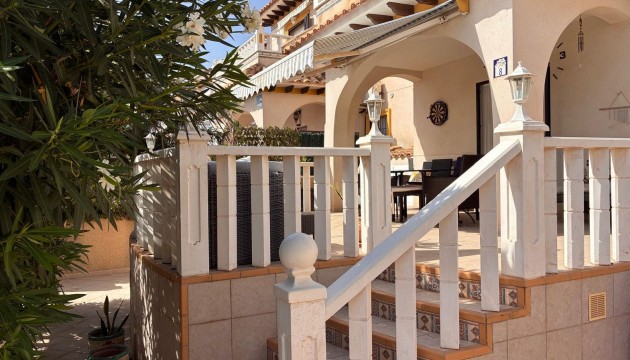 Odsprzedaż - Semi Detached Villa - Orihuela Costa - Lomas de Cabo Roig